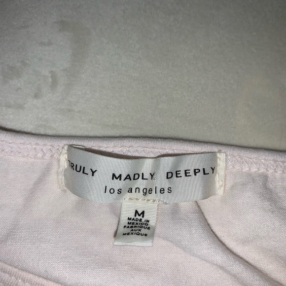 Urban Outfitters Pink puff sleeve crop top - Picture 3 of 3